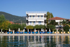  Hotel Nydri Beach  Нидри